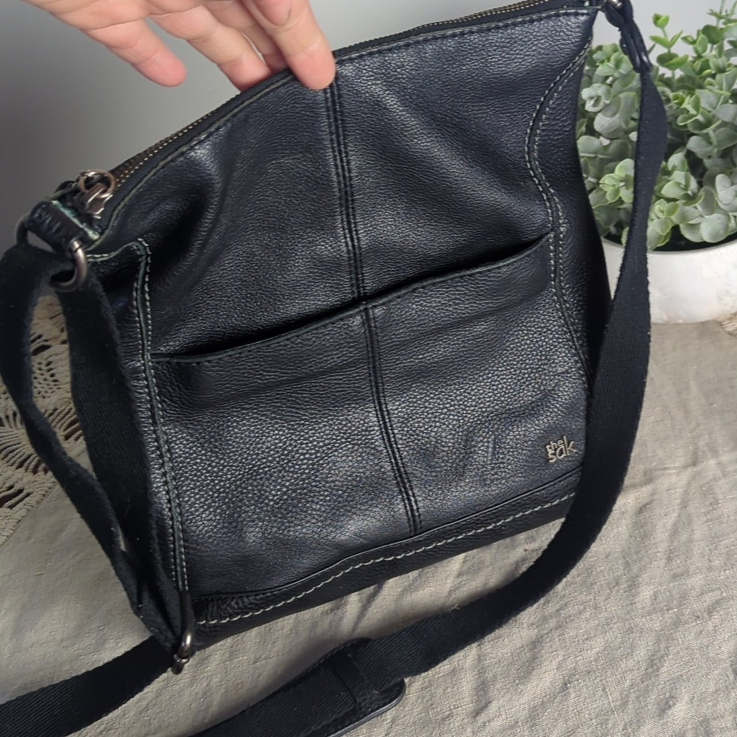 Vintage The Sak Pebbled Leather Crossbody Bag Black Travel