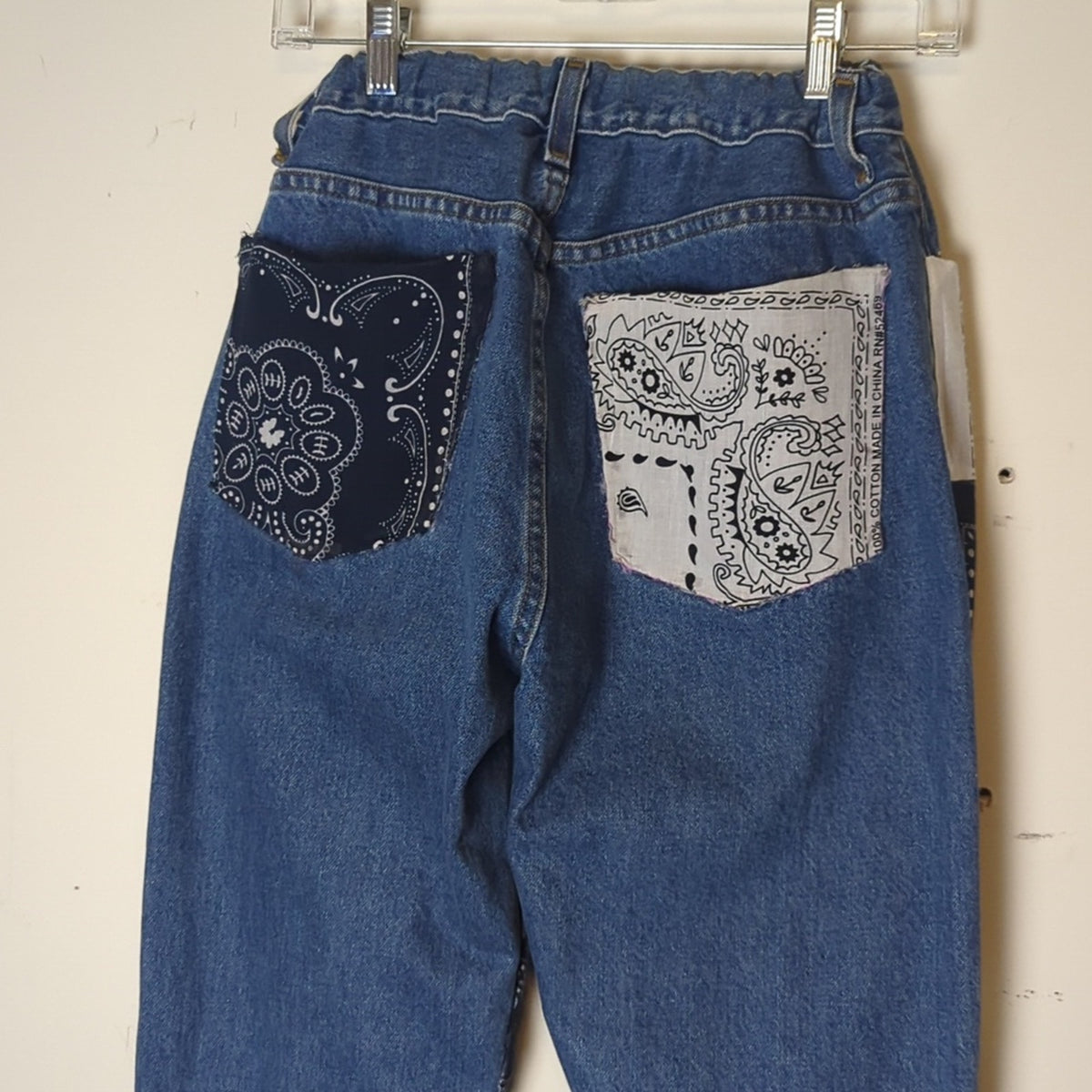 Highwaisted Jeans Upcycled Bandana Denim Y2K Streetwear