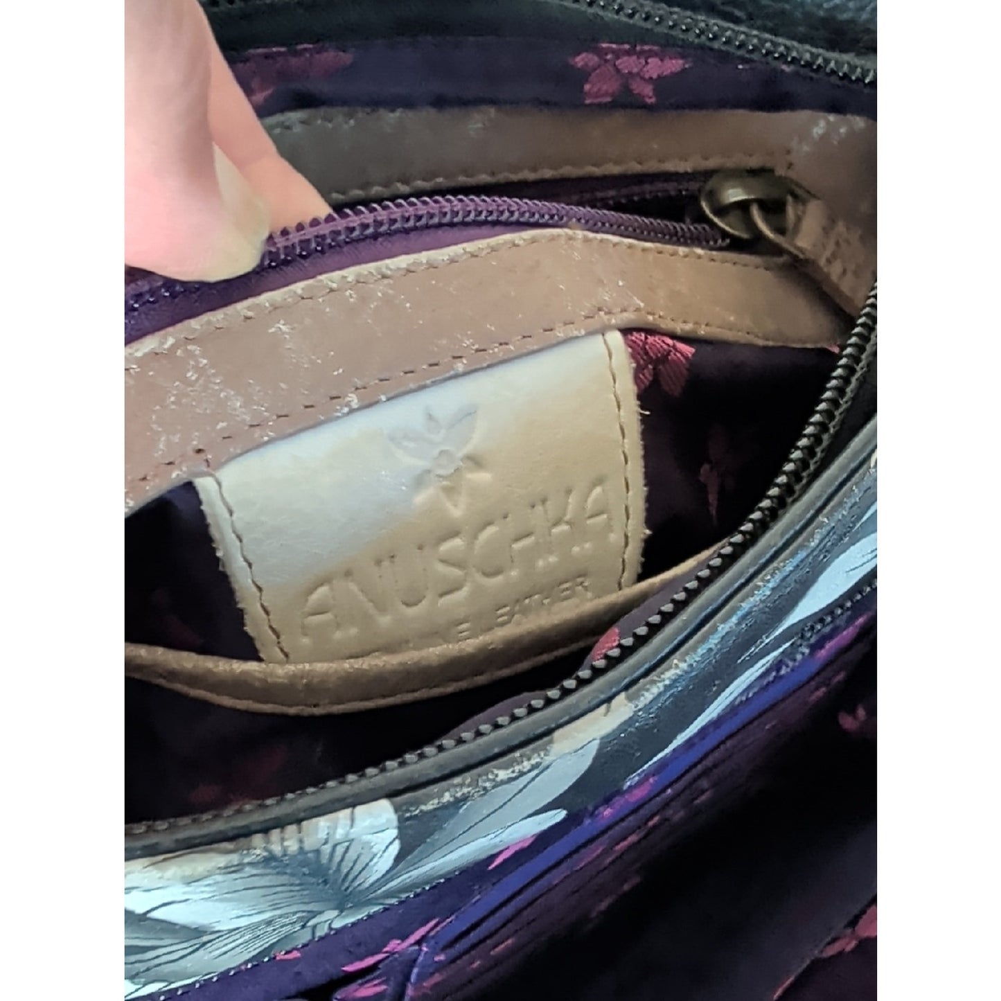 Anuschka Expandable Travel Crossbody 550 Hand-painted Leather RFID Blocker