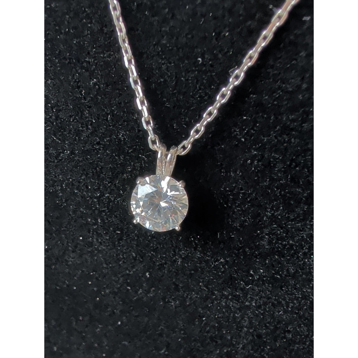 925 Sterling Silver Clear Quartz Solitaire Pendant Necklace Minimalist Sparkle