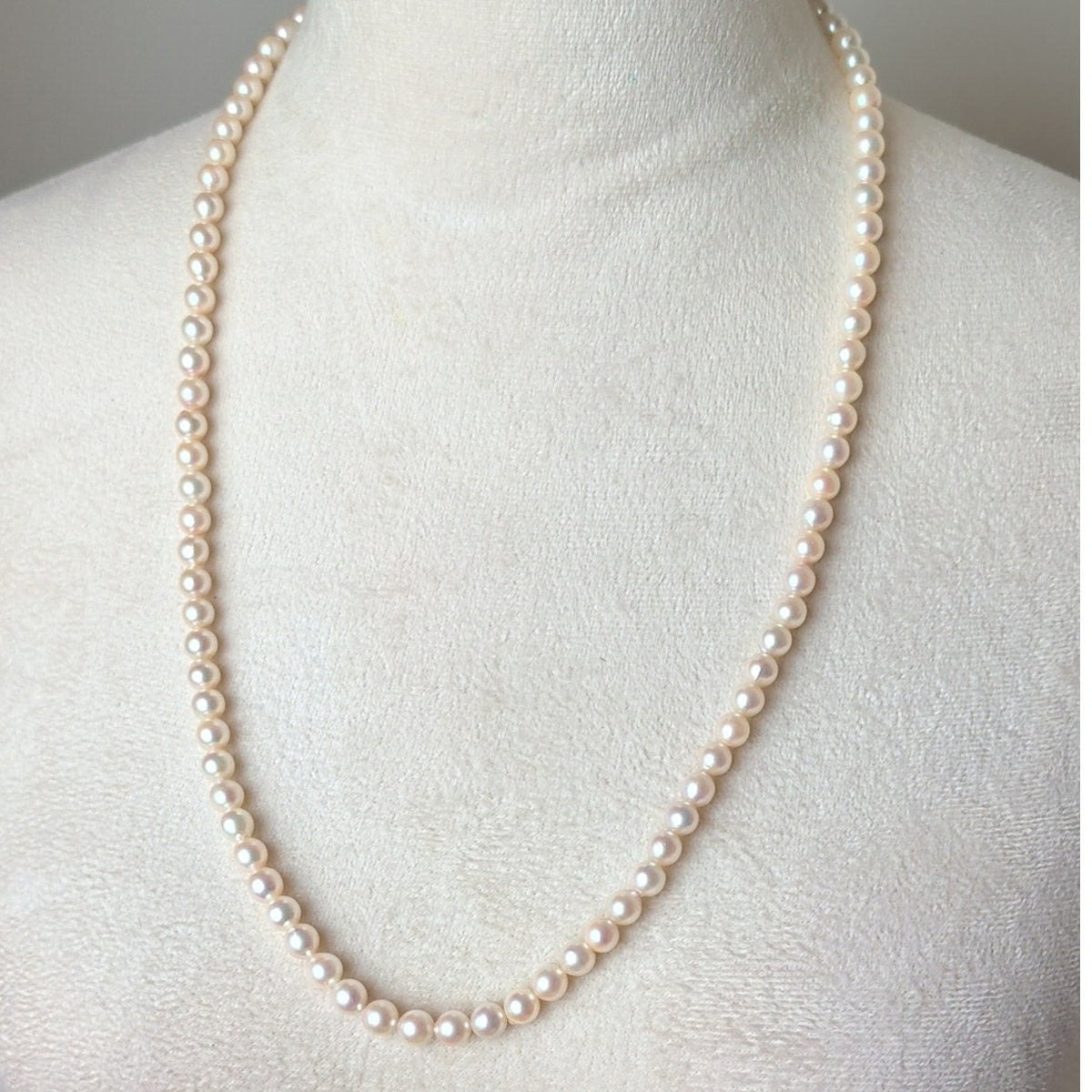 Vintage Genuine Cultured Pearl Necklace Sterling Silver Box Clasp 26"