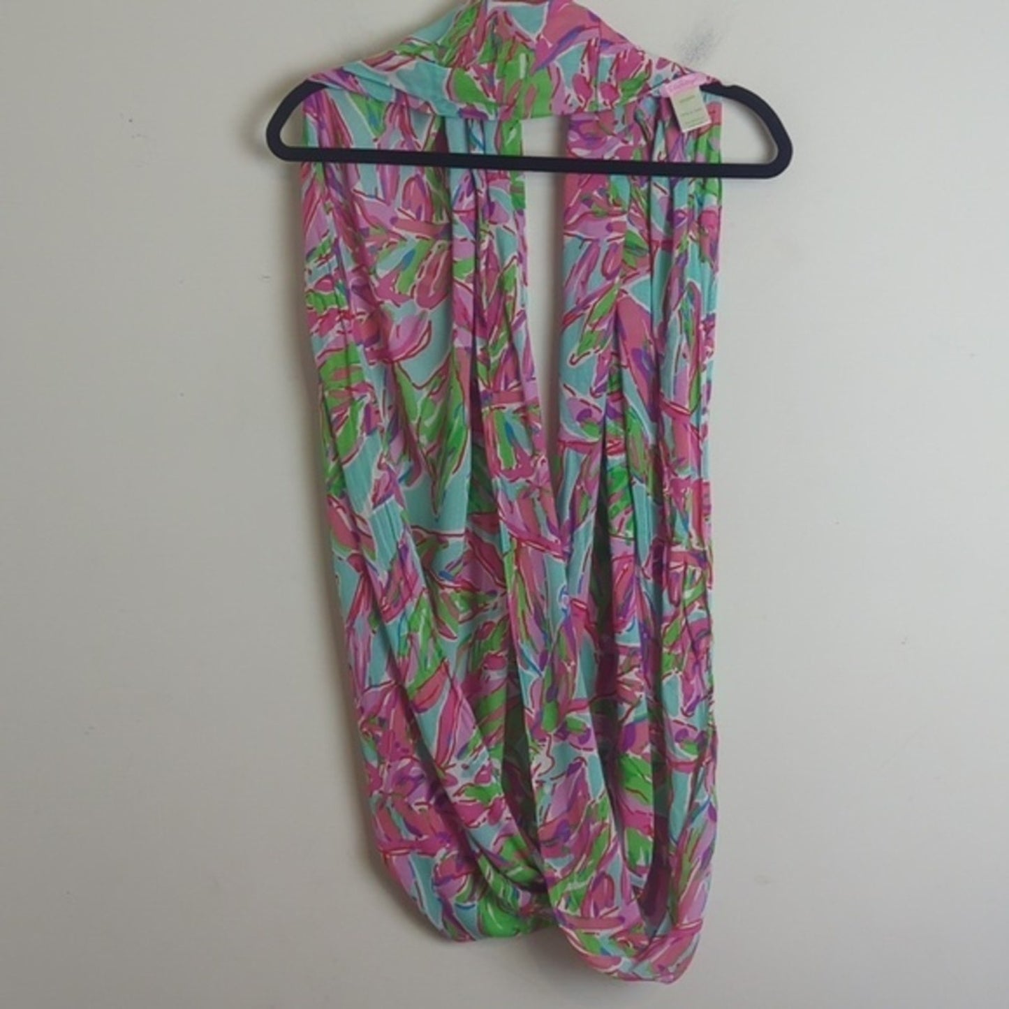 Lilly Pulitzer Infinity Scarf Pink Turquoise Style #4628 Tropical Resort Wear