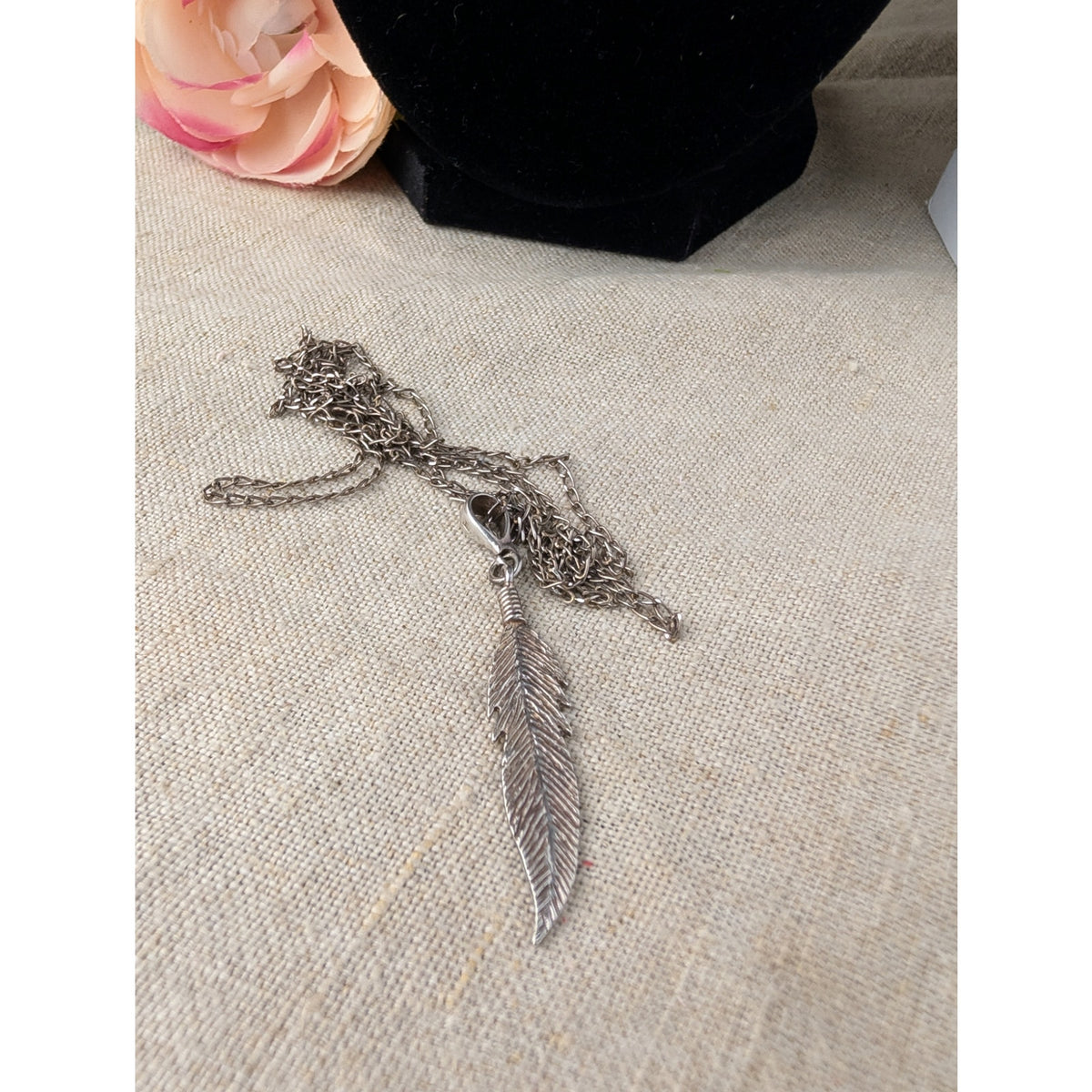 Vintage 925 Sterling Silver 2" Feather Pendant Necklace Long 33" Chain Boho 5g
