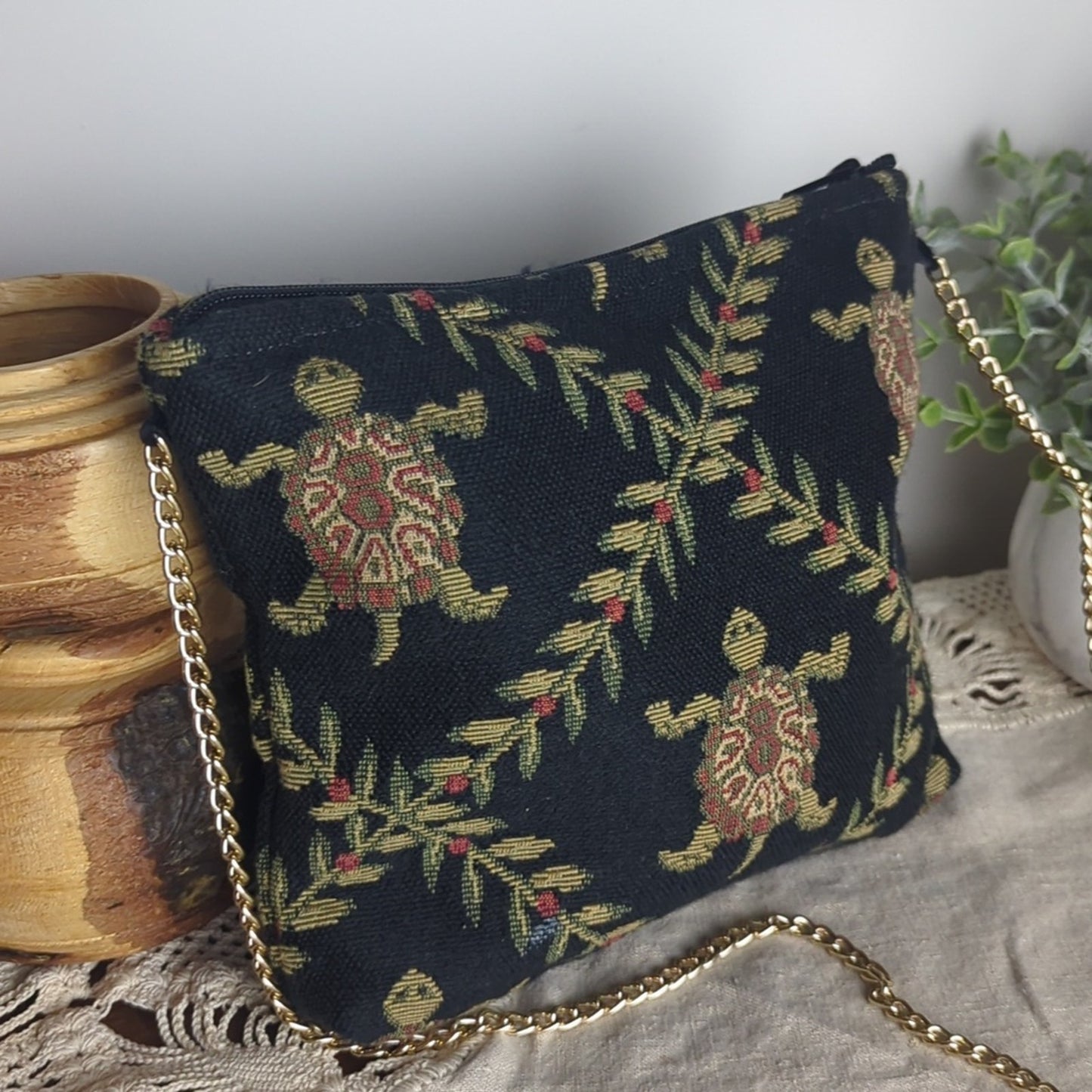 Vintage Tapestry Rare Turtle Crossbody Bag Coastal Y2K Chain Strap Purse
