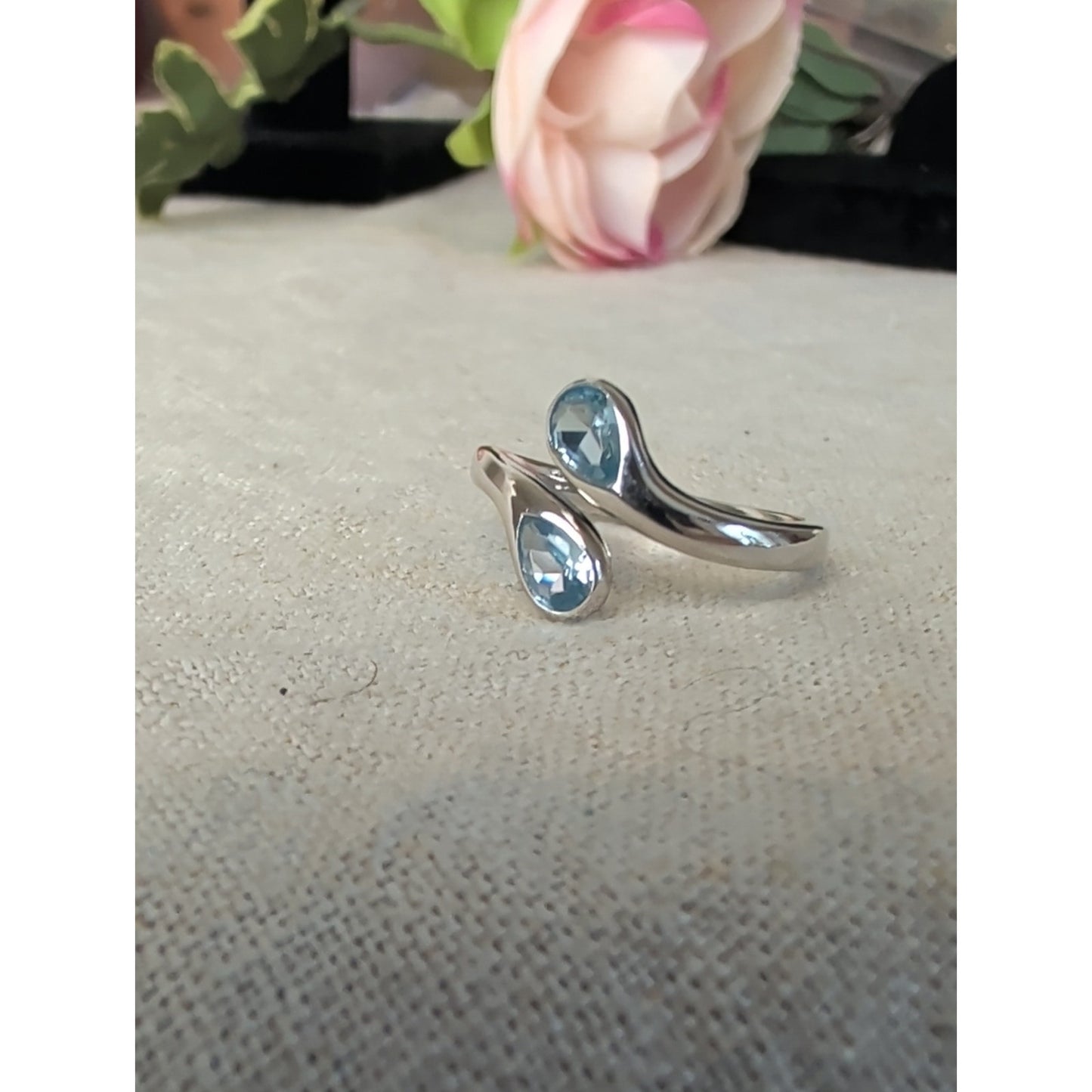 Sterling Silver Aquamarine Toi et Moi Bypass Ring