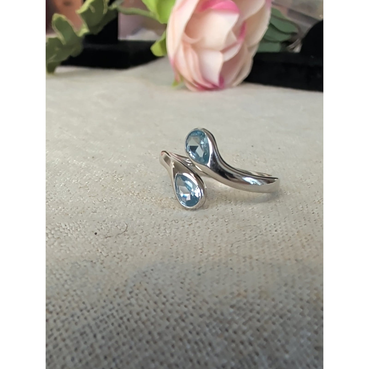 Sterling Silver Aquamarine Toi et Moi Bypass Ring