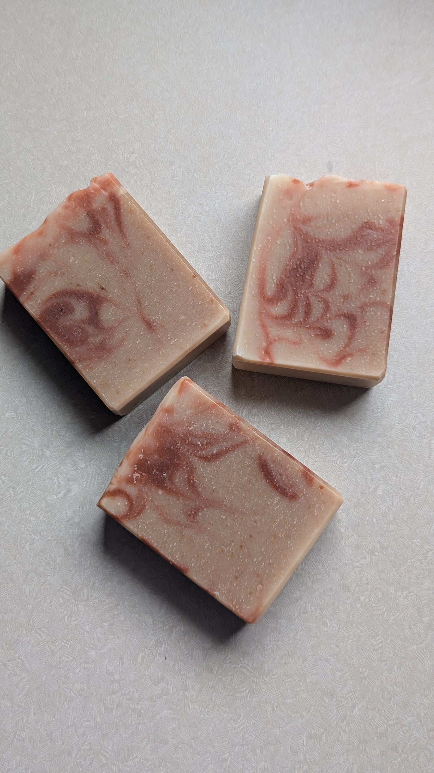 Bliss Handcrafted Tallow 4.5 Body Bar/Soap Bar Coconut Milk Lavender & Pink Grapefruit Essential Oil